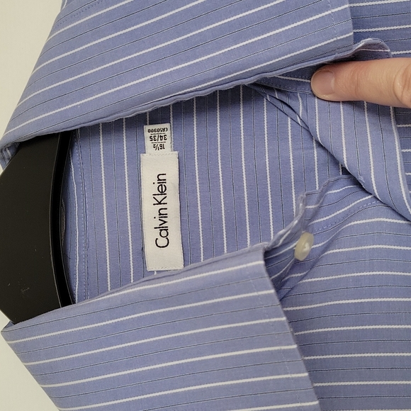 Calvin Klein Men's Blue and White Shirt- Size 16 1/2 - Picture 4 of 10